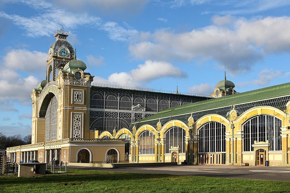 Industrial Palace - avaible from 2027